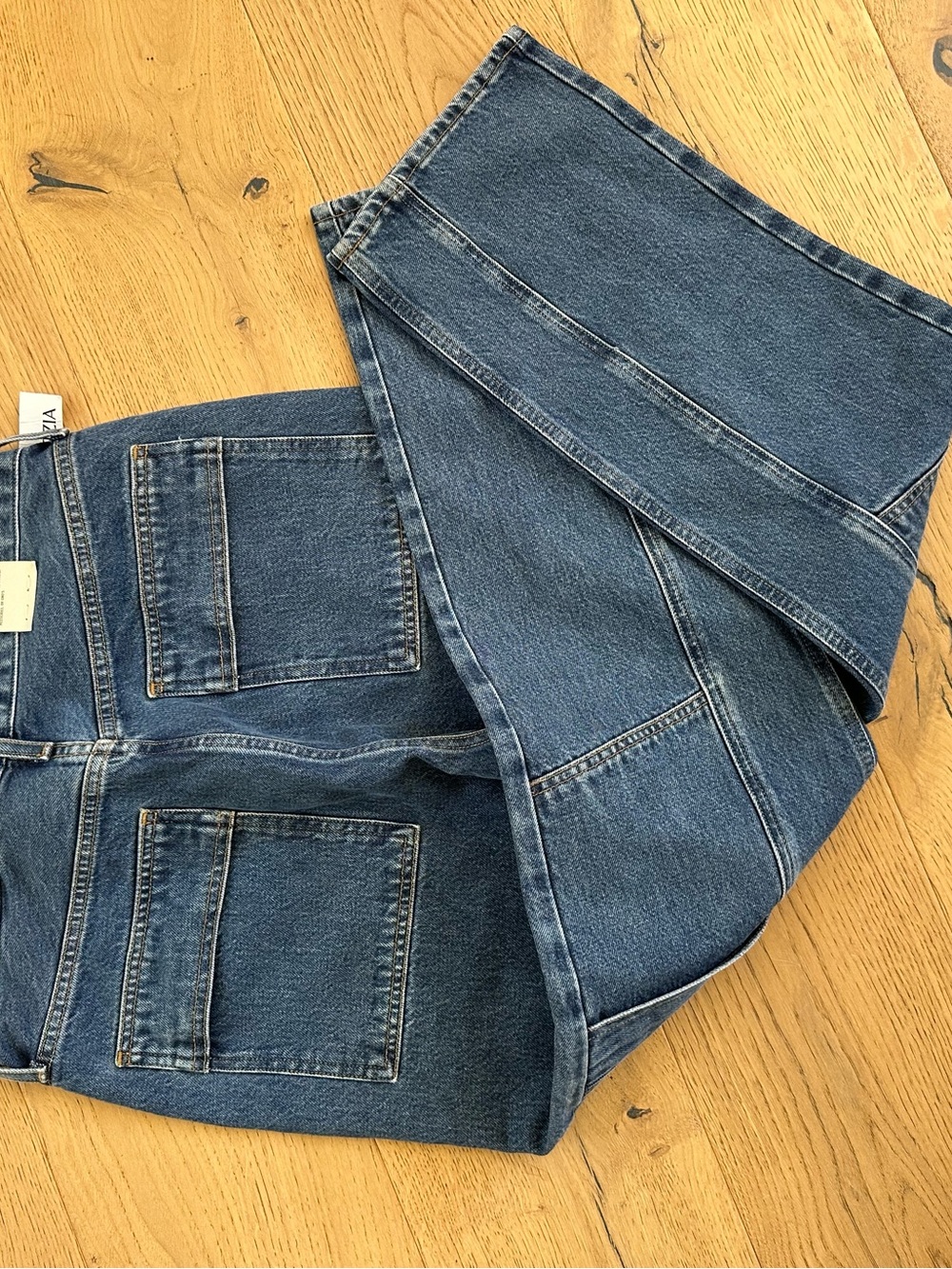 AGOLDE cooper cargo jeans in regulation. - Picture 6 of 8